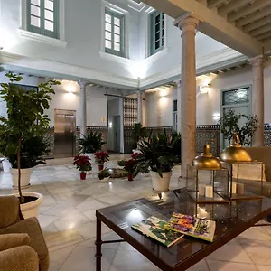 Palacio Cabrera - Lillo Grenada