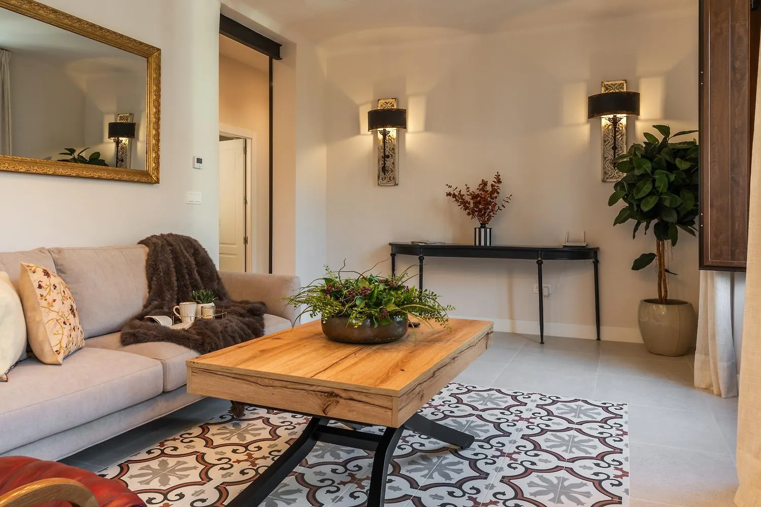 Gran Via Boutique By Florentia Homes Grenada 0*,  Hiszpania